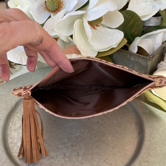 Animal print cosmetics bag - Picture 3 of 6